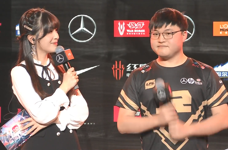 C7娱乐-Karsa回归赛场，势不可挡首场状态亮眼，TES观众沸腾！的简单介绍